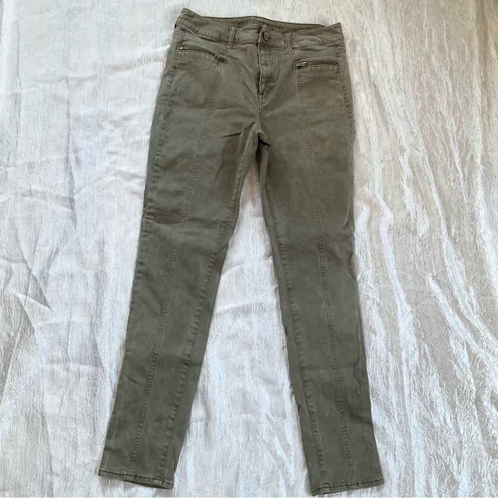 American Eagle Outfitters Olive Skinny Jeans‎